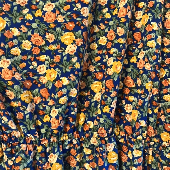 Floral Print Dress - Picture 4 of 6